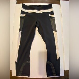Lululemon Cropped Colorblock Leggings Size 4 B5